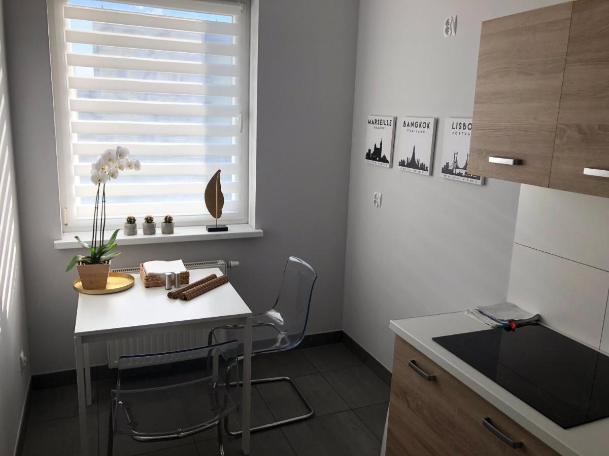 Apartament Smialego 9 Świdnica Buitenkant foto